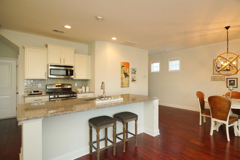 1460 Red Tide Rd, Mount Pleasant, SC 29466