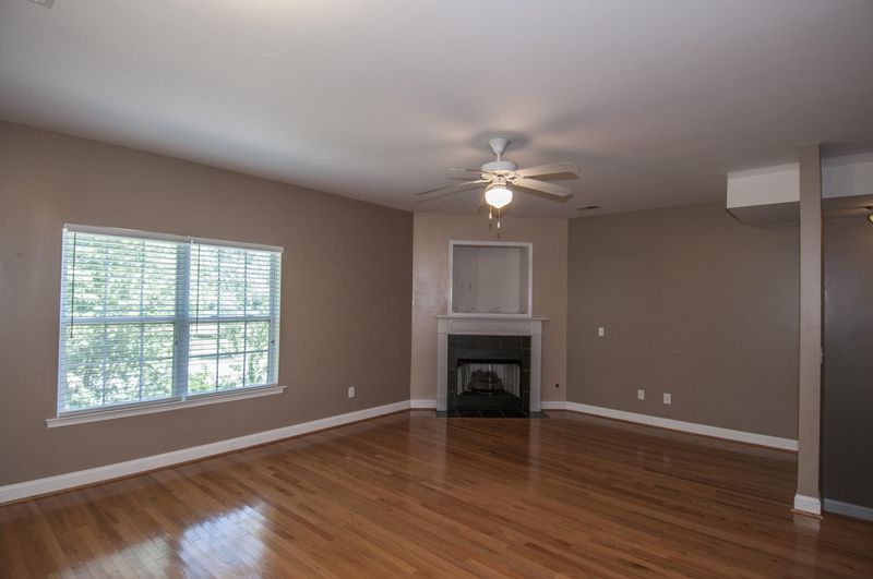 4127 Perrine St, Charleston, SC 29414