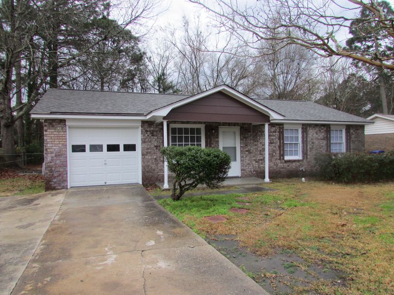 9820 Berrywood Dr, Ladson, SC 29456