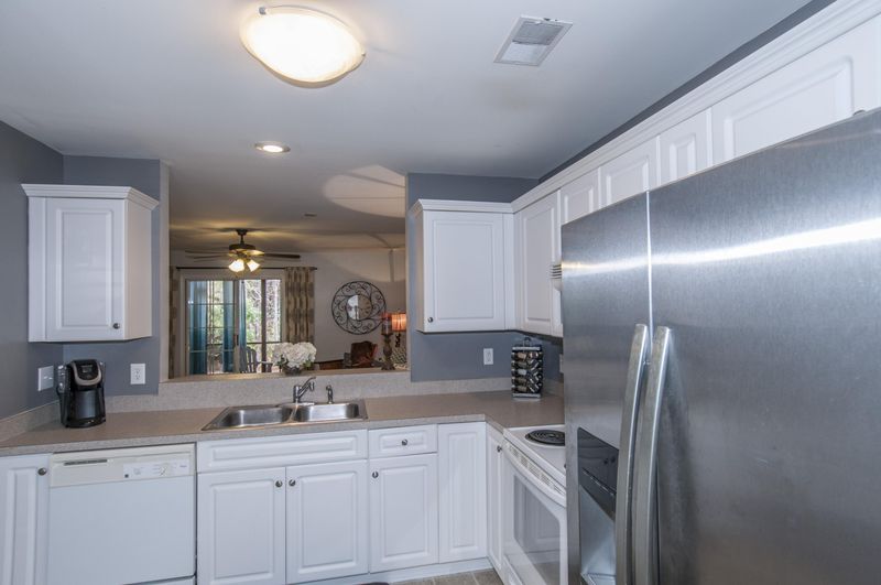 1214 Island Club Dr, Charleston, SC 29492