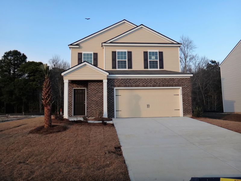 7841 Lumberton Rd, North Charleston, SC 29418