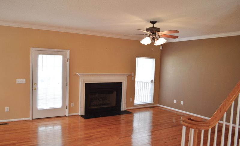 102 Loganberry Cir, Goose Creek, SC 29445