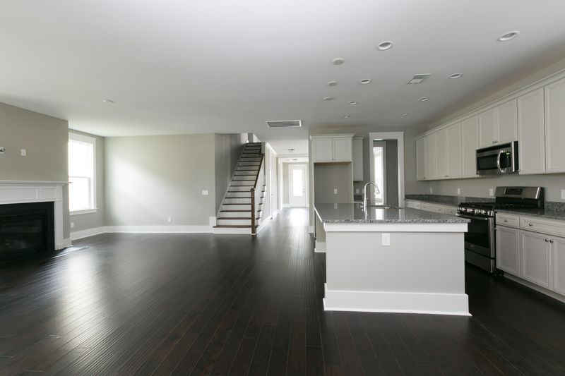 232 Ribbon Rd, Summerville, SC 29483