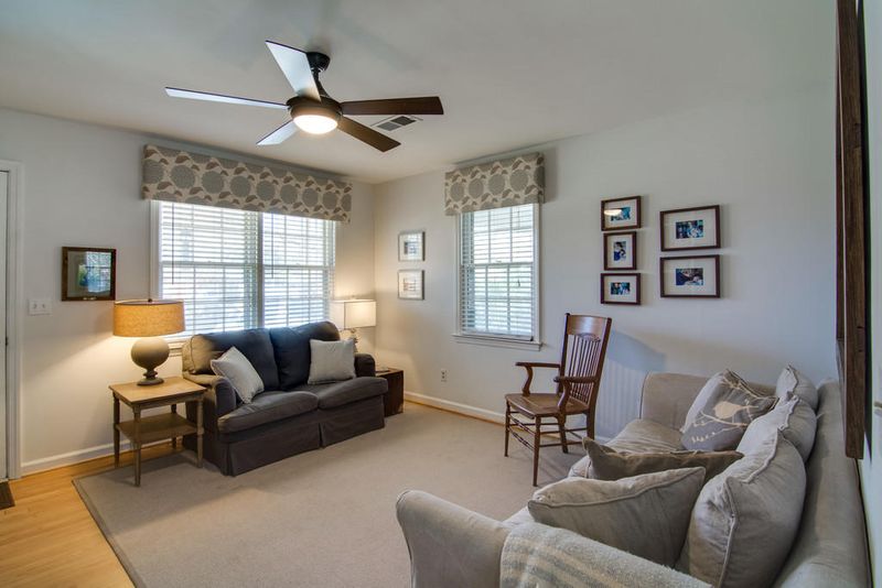 5322 Parkside Dr, North Charleston, SC 29405