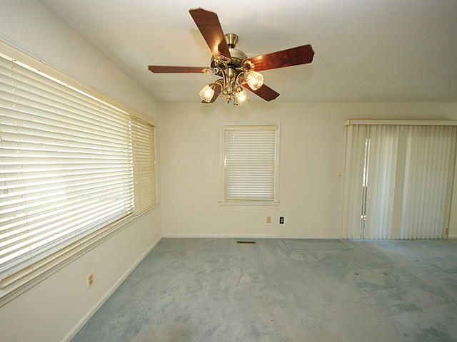 22 Vincent Dr, Mount Pleasant, SC 29464