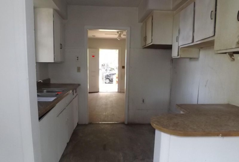 2604 Ferrara Dr, North Charleston, SC 29405
