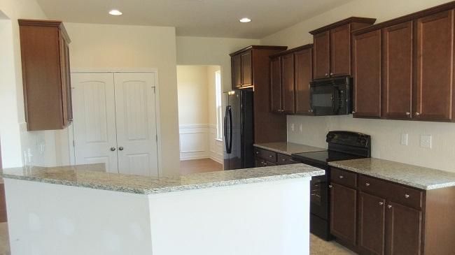 2126 Pimlico Dr, Ridgeville, SC 29472