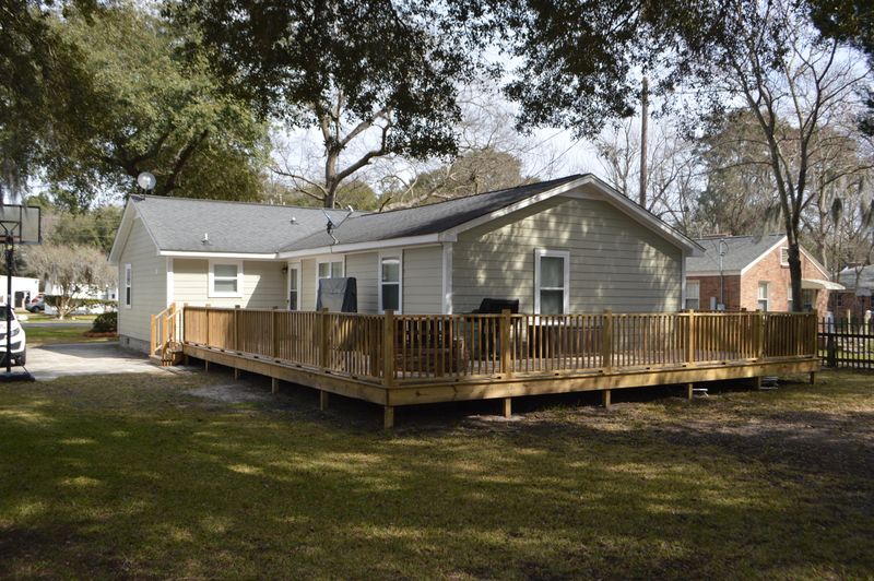 1227 South Blvd, North Charleston, SC 29405