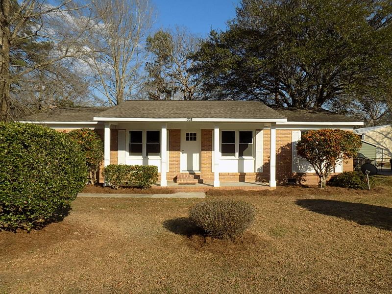 238 Jean Wells Dr, Goose Creek, SC 29445