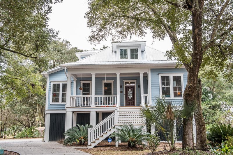 2548 Charter Oaks Dr, Mount Pleasant, SC 29466
