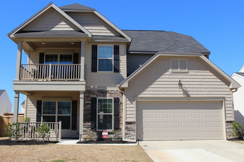 126 Weeping Cypress Dr, Moncks Corner, SC 29461