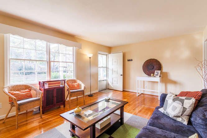 1040 Kentwood Cir, Charleston, SC 29412
