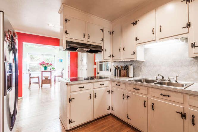1040 Kentwood Cir, Charleston, SC 29412