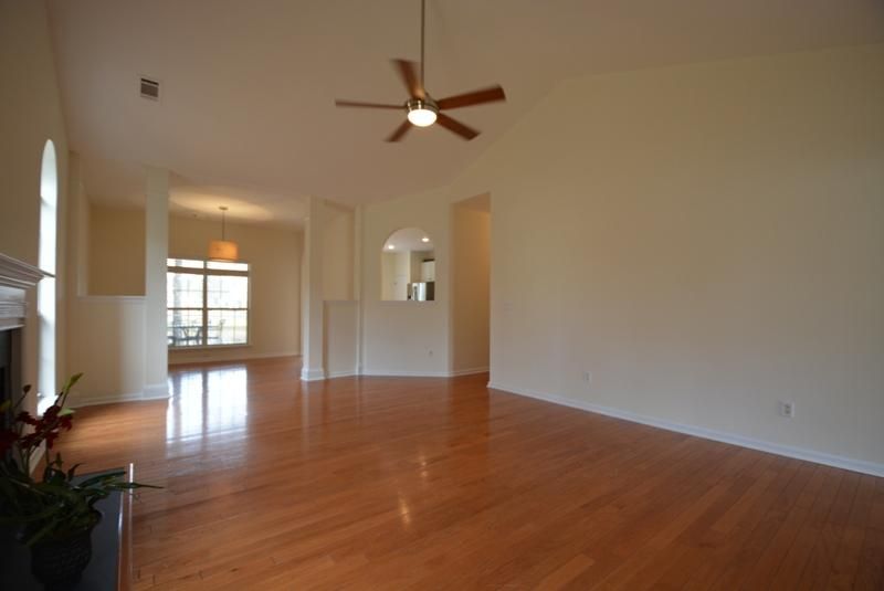 2641 Palmetto Hall Blvd, Mount Pleasant, SC 29466