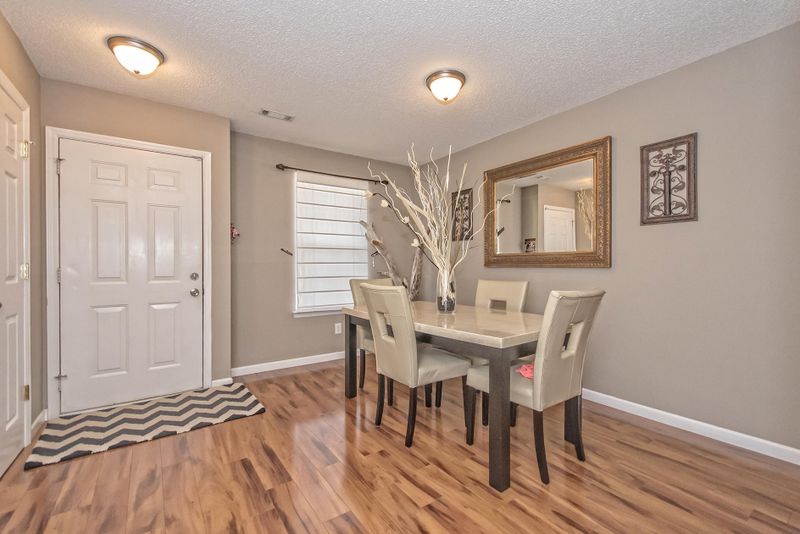7947 Vermont Rd, North Charleston, SC 29418