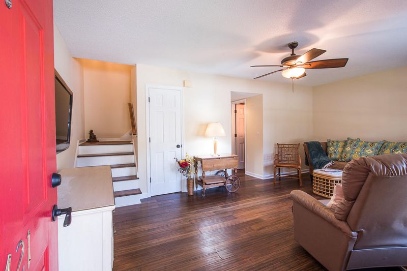 1421 Brockman Cir, Charleston, SC 29412