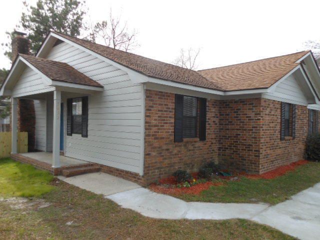 7633 Oldridge Rd, North Charleston, SC 29418