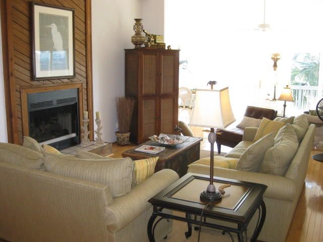 2 Island Cv, Edisto Beach, SC 29438