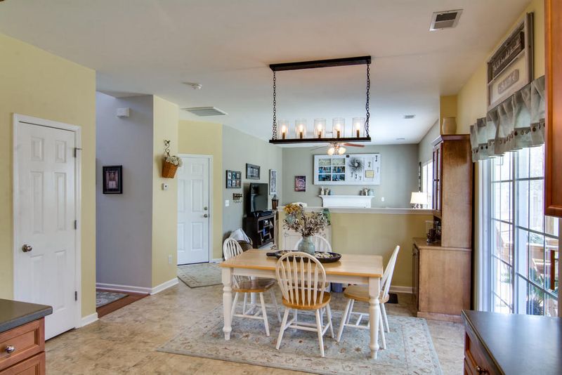 114 Sarmiento Ln, Summerville, SC 29483