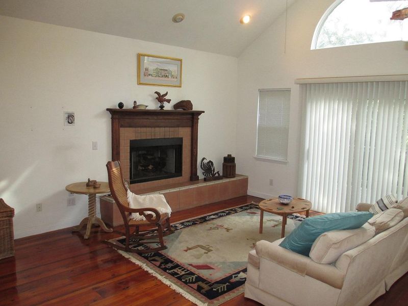 603 W Beach Ct, Folly Beach, SC 29439