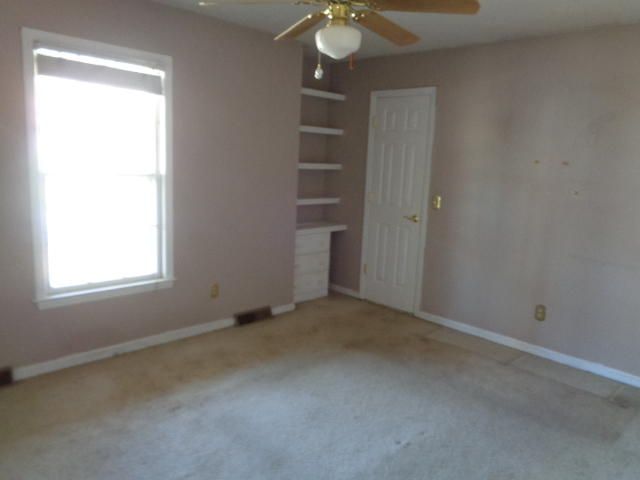 332 Salem Dr, Ladson, SC 29456
