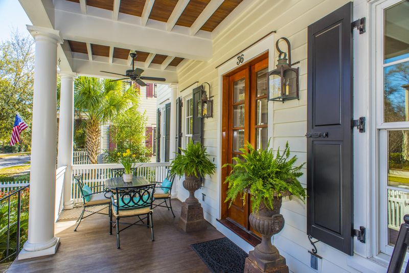36 Montrose Rd, Mount Pleasant, SC 29464
