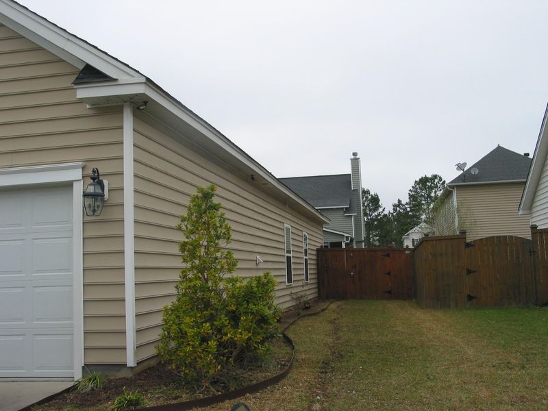 240 Berwick Dr, Summerville, SC 29483