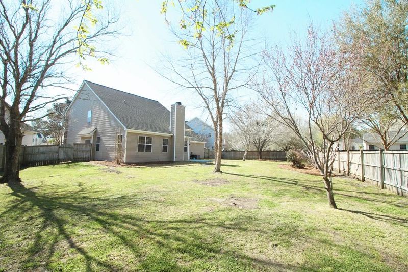 5412 Crosland Ct West, North Charleston, SC 29420