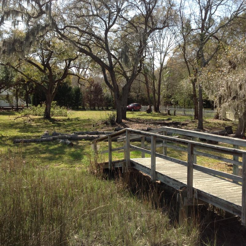 478 Parkdale Dr, Charleston, SC 29414