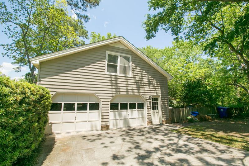 686 Lake Point, Mount Pleasant, SC 29464