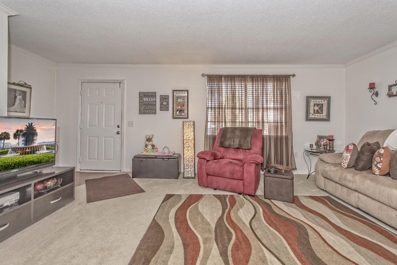 415 Parkdale Dr #14-A, Charleston, SC 29414