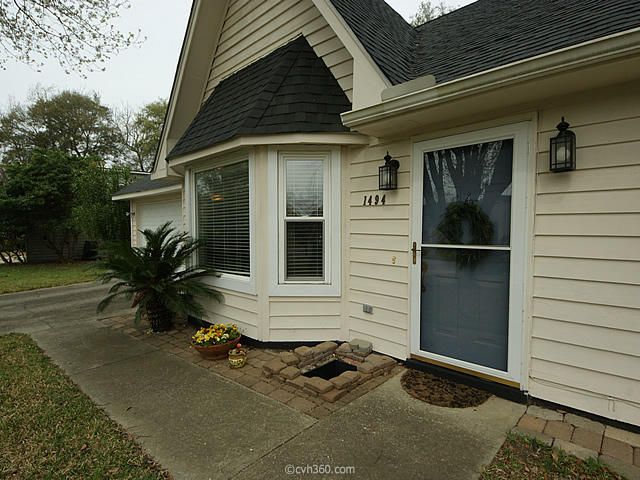 1494 Hidden Bridge Dr, Mount Pleasant, SC 29464