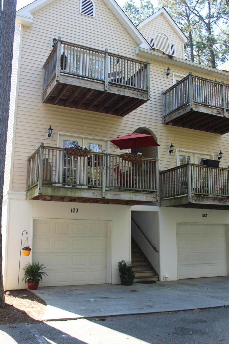 949 E Est #103, Charleston, SC 29414