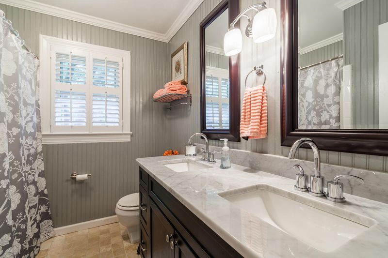 645 Regina St, Charleston, SC 29412