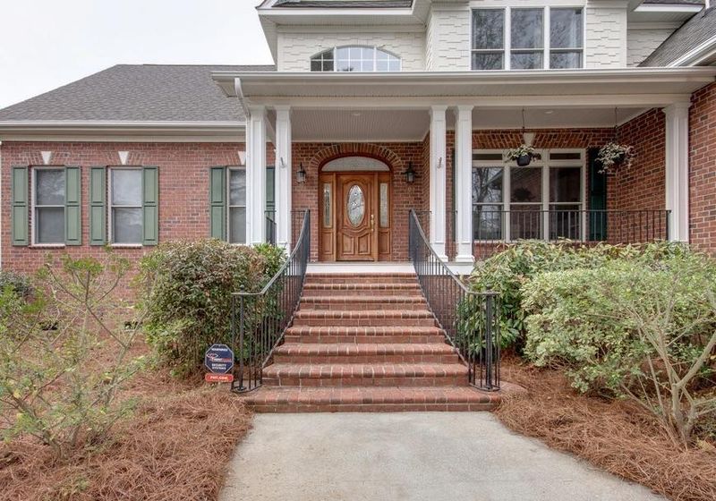 709 Castle Pinckney Dr, Charleston, SC 29412