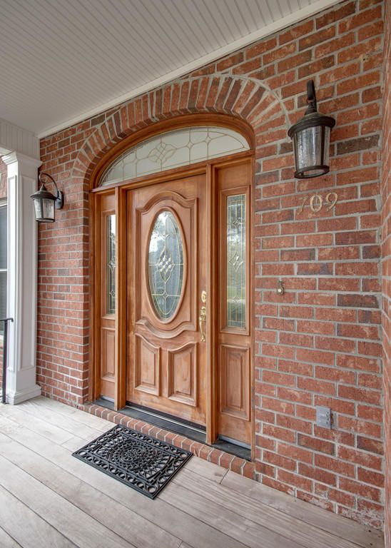 709 Castle Pinckney Dr, Charleston, SC 29412