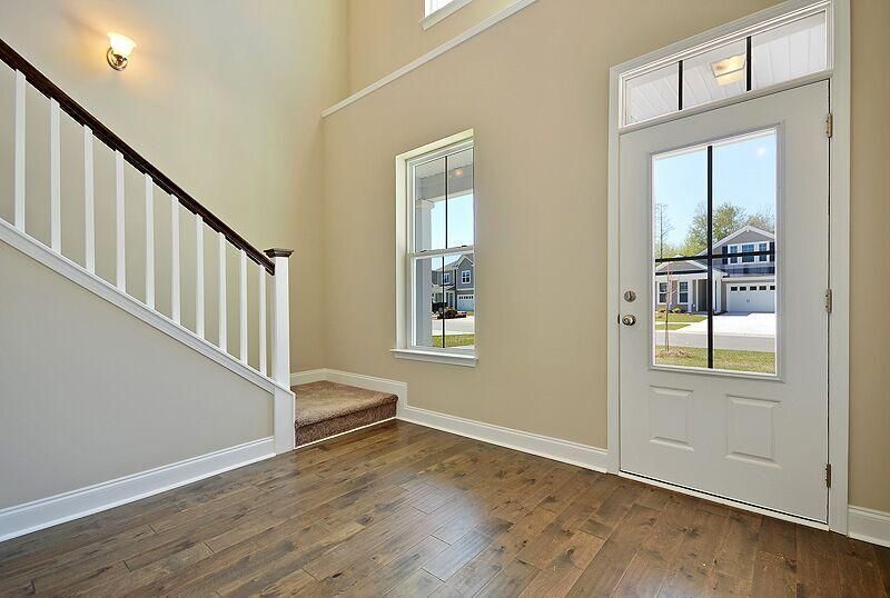 247 Palmetto Walk Dr, Summerville, SC 29483