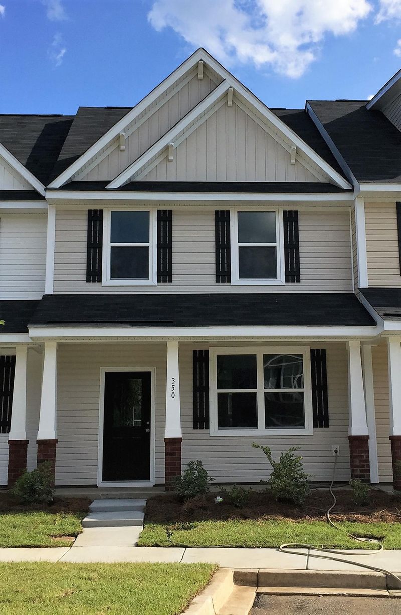 350 Flyway Rd, Goose Creek, SC 29445