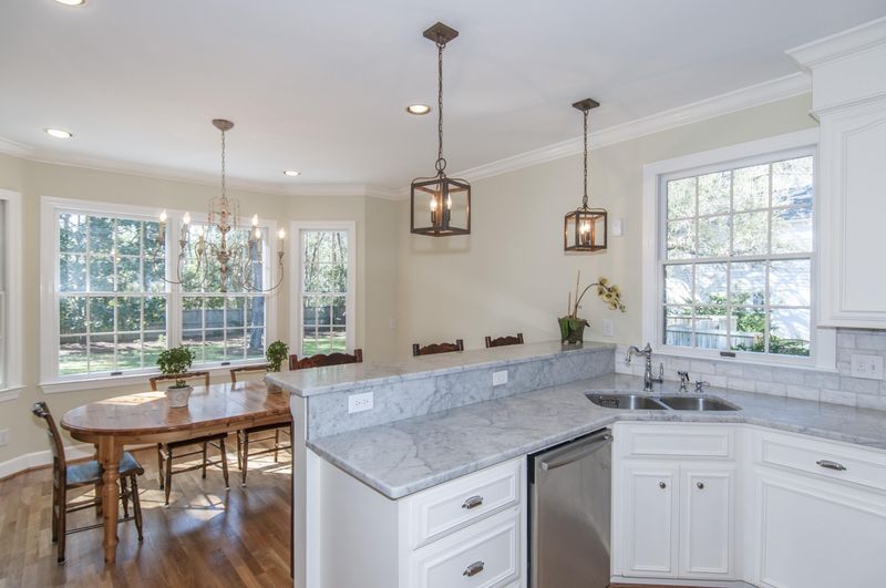 411 Rice Hope Dr, Mount Pleasant, SC 29464