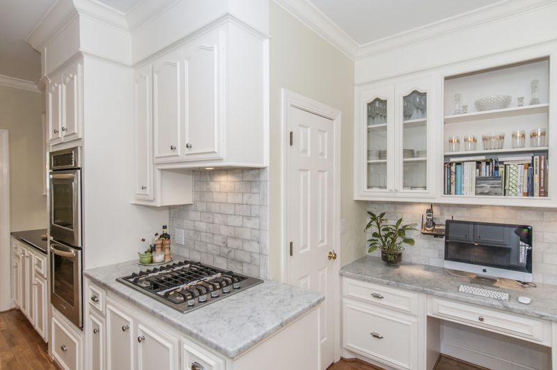 411 Rice Hope Dr, Mount Pleasant, SC 29464