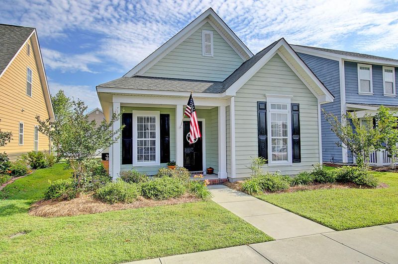 320 Crossandra Ave, Summerville, SC 29483