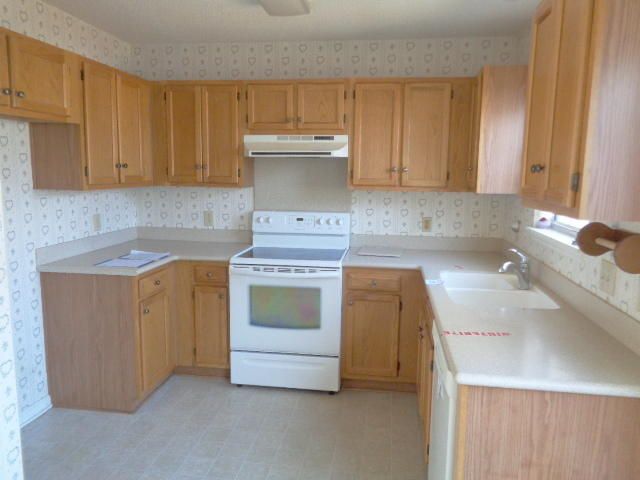 225 Hastings Dr, Goose Creek, SC 29445