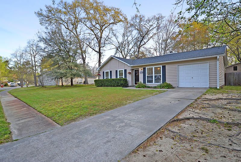 114 Iron Rd, Summerville, SC 29483