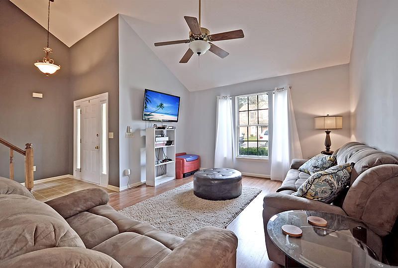 165 Danzid Dr, Summerville, SC 29483