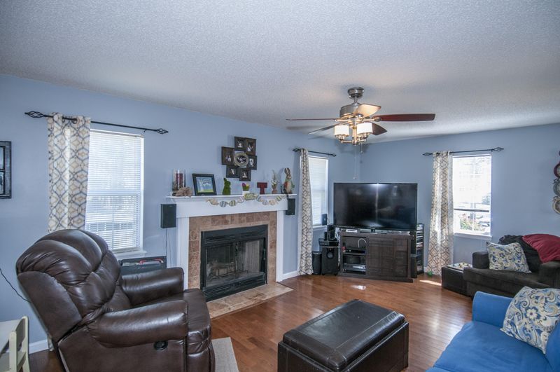 1315 Kingfisher Cir, Hanahan, SC 29410
