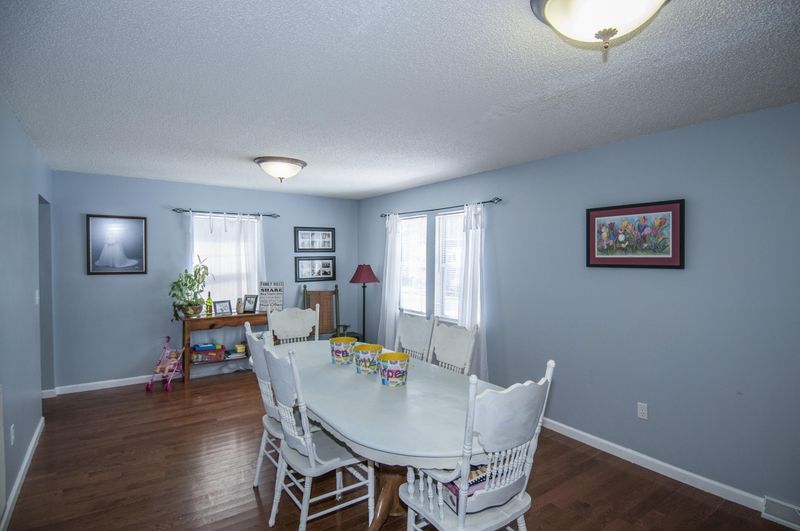 1315 Kingfisher Cir, Hanahan, SC 29410