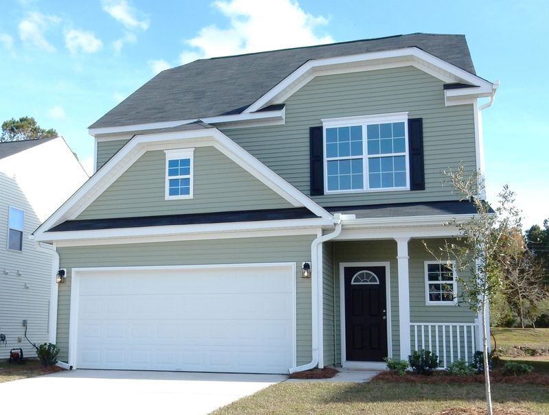 313 Silver Leaf Ln, Moncks Corner, SC 29461