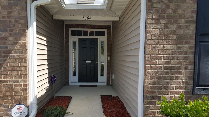 7664 Eagle Lake Rd, North Charleston, SC 29418