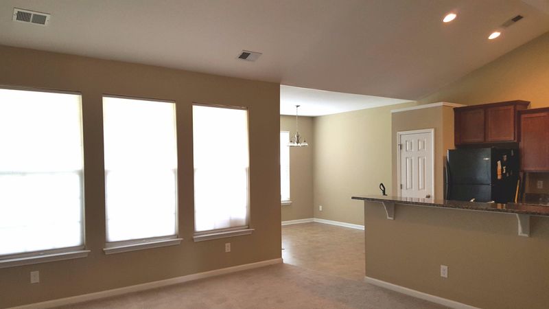 7664 Eagle Lake Rd, North Charleston, SC 29418