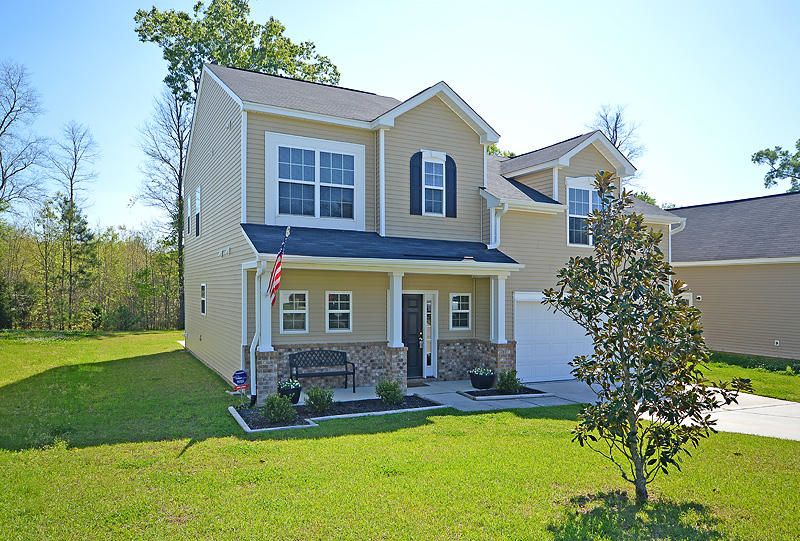 511 English Oak Cir, Moncks Corner, SC 29461